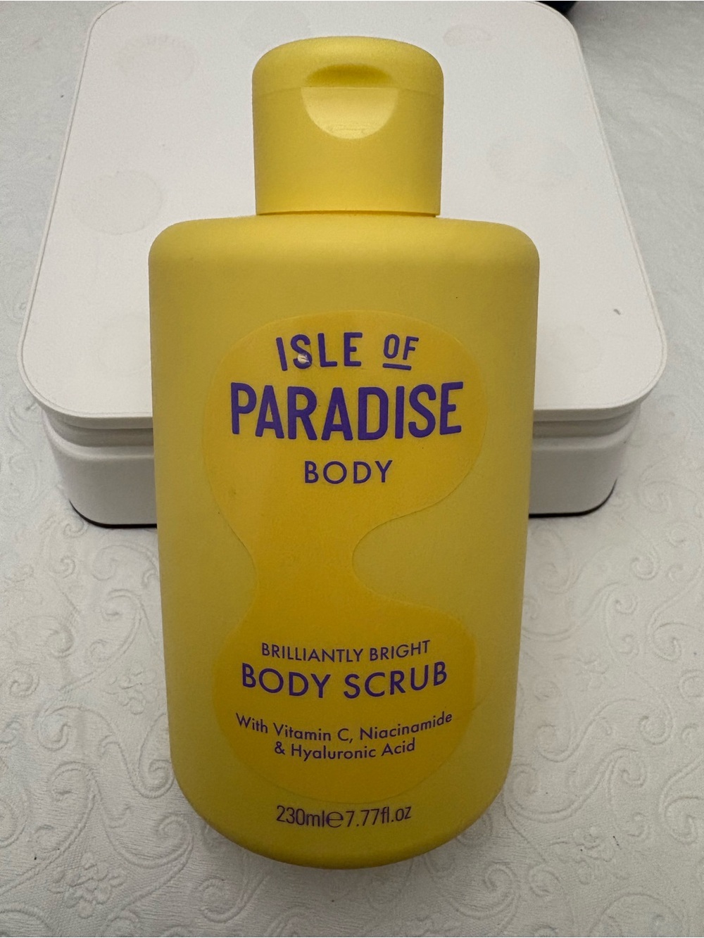 Isle of Paradise Yellow Brilliantly Bright Body Scrub
